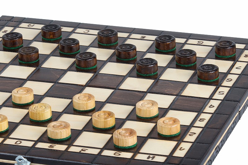 CHESS + mažas šaškės (CHERRY)