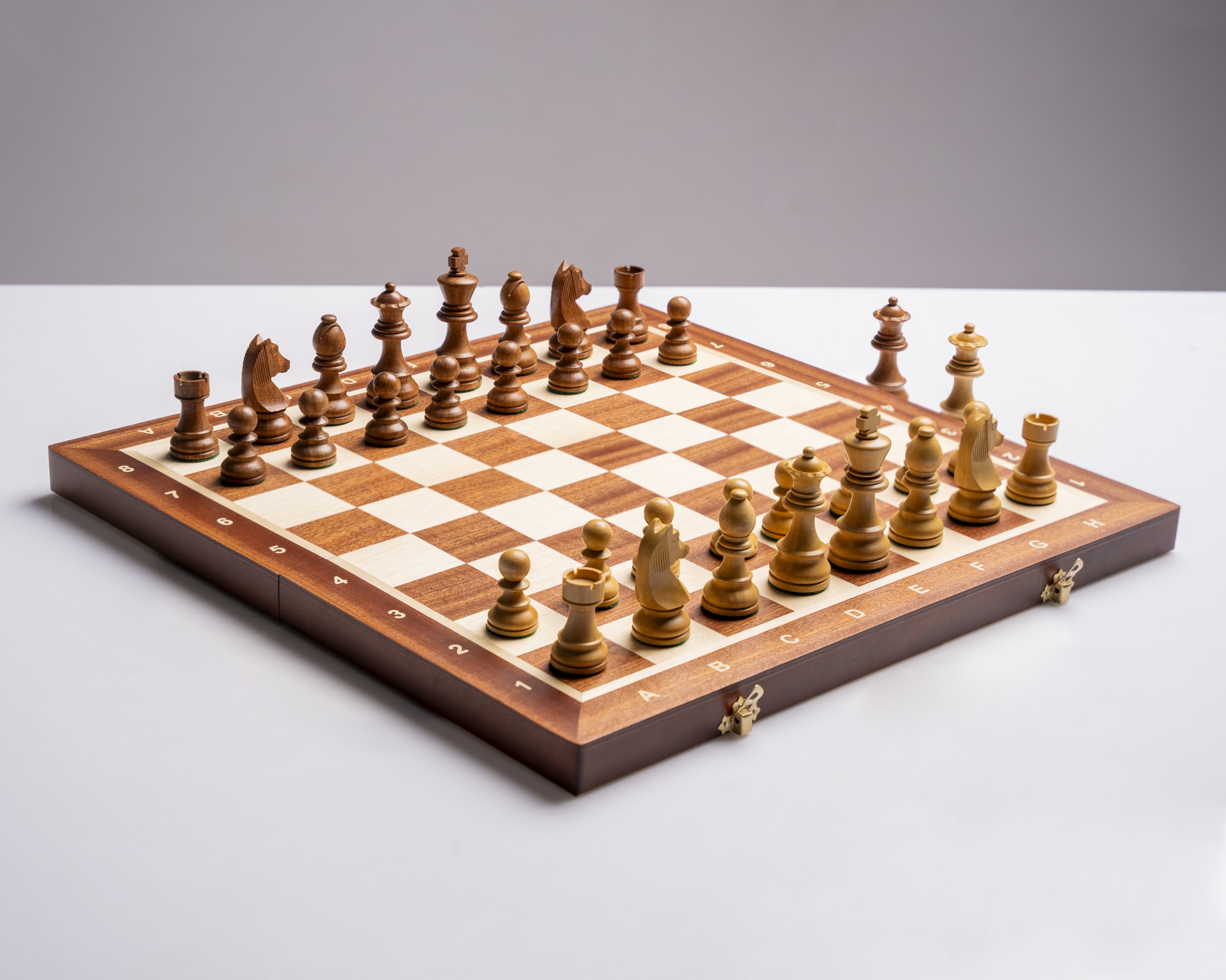 TOURNAMENT No5 intarsy GERMAN KNIGHT ACACIA 3,5" pieces